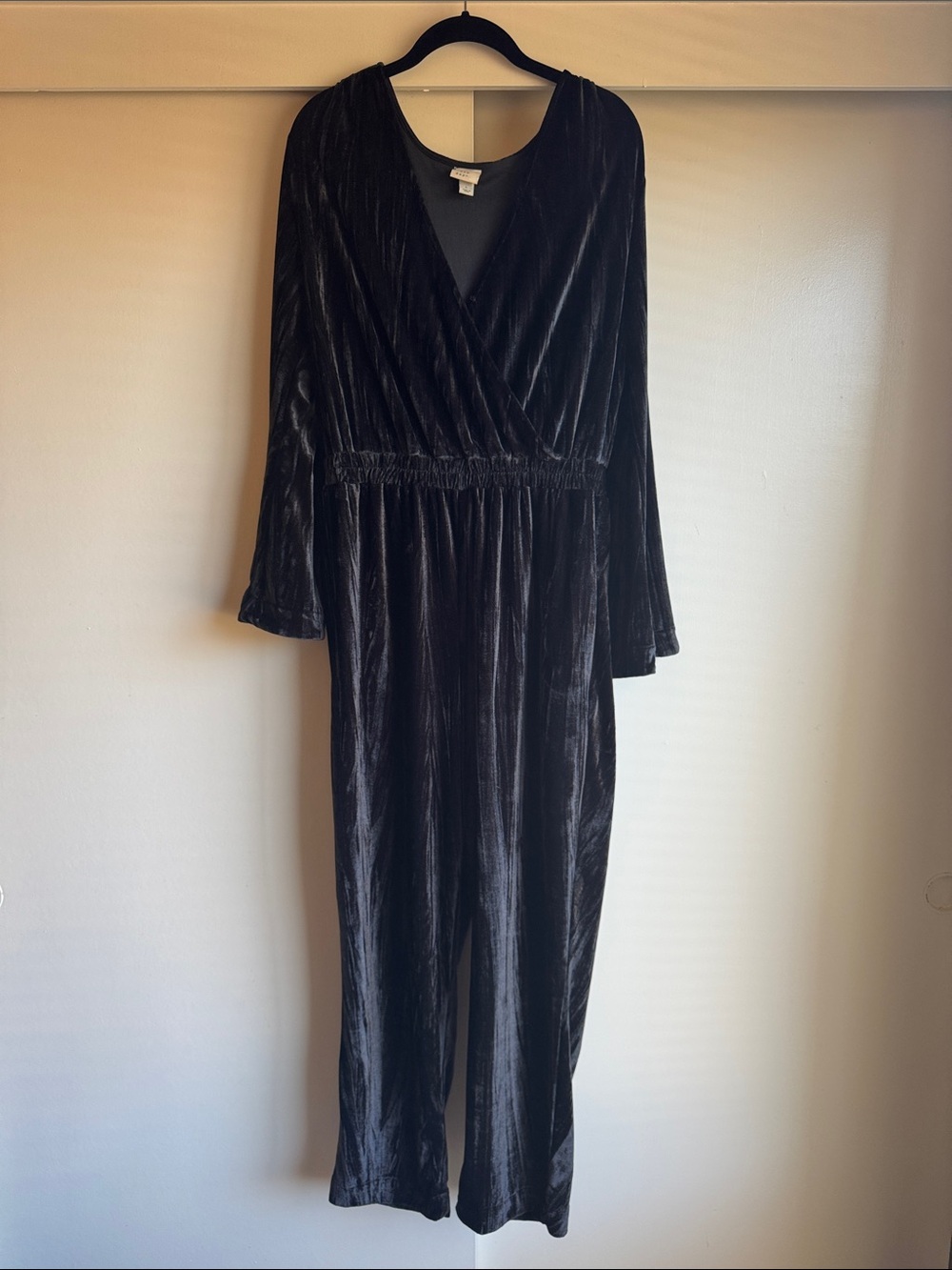 a new day Black Velvet Long-Sleeve Wrap Jumpsuit Large